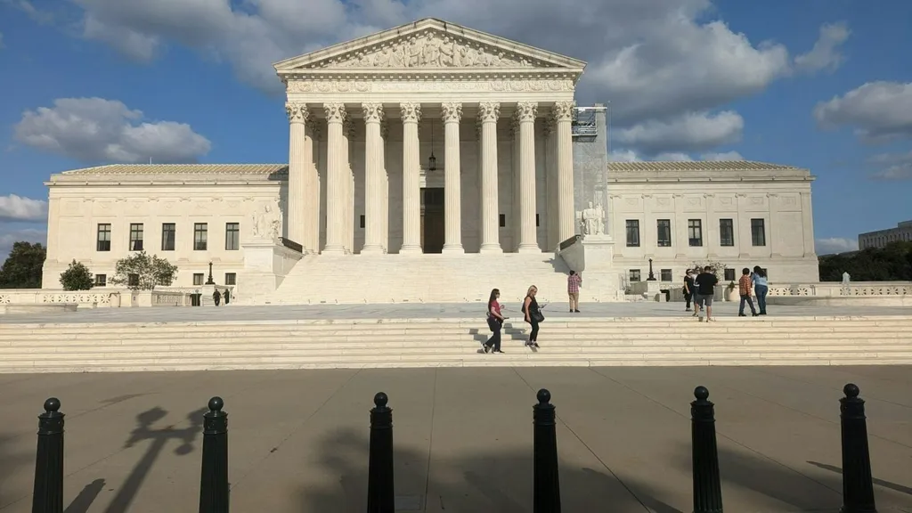 [Image: newsbot_b2468794171b73dfed6677bbfe3bfb21...50669.webp]